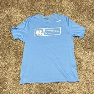 North Carolina Shirt. Perfect condition. Worn once. Non smoking.